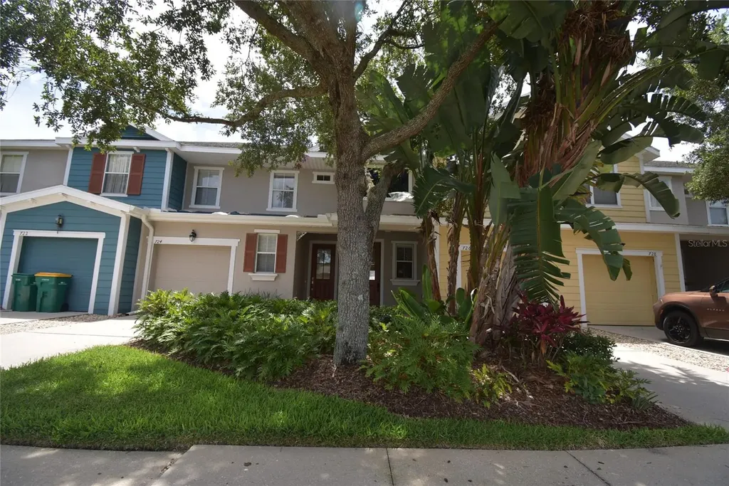 726 Chacall Loop Mount Dora FL 32757