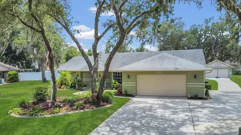 1717 Lady Bowers Trail Lakeland FL 33809