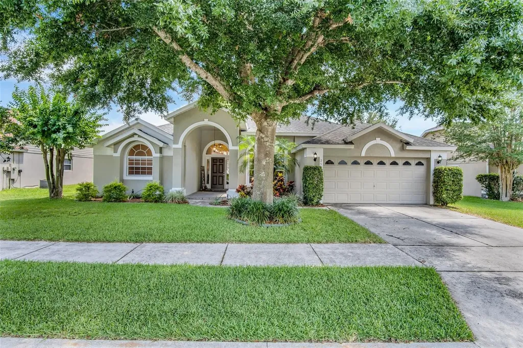 2526 Holly Berry Circle Clermont FL 34711