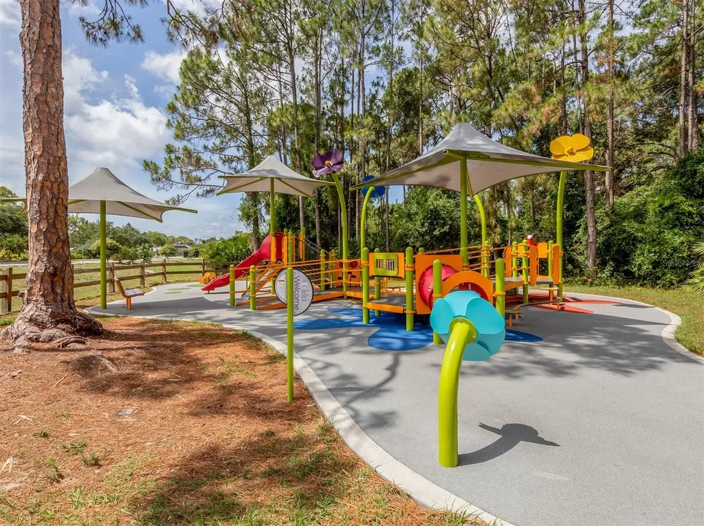17566 De Miranda Avenue North Port FL 34287