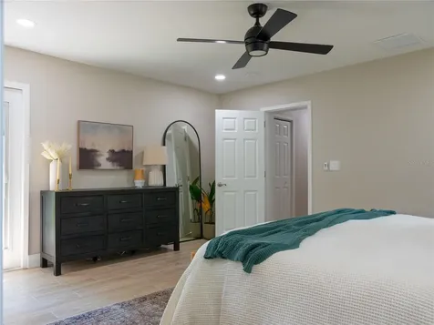 2901 W Rogers Avenue Tampa FL 33611