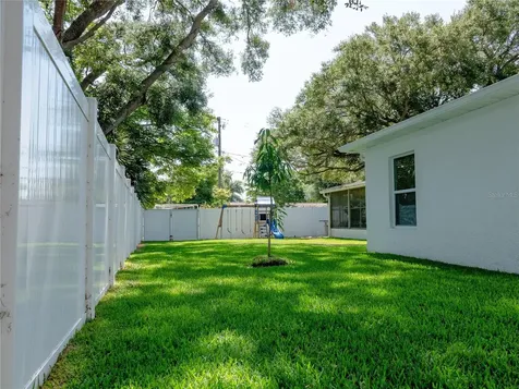 2901 W Rogers Avenue Tampa FL 33611