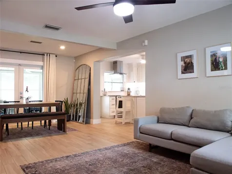 2901 W Rogers Avenue Tampa FL 33611