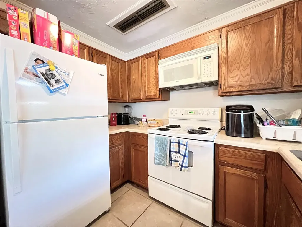 2811 SW Archer Road Gainesville FL 32608