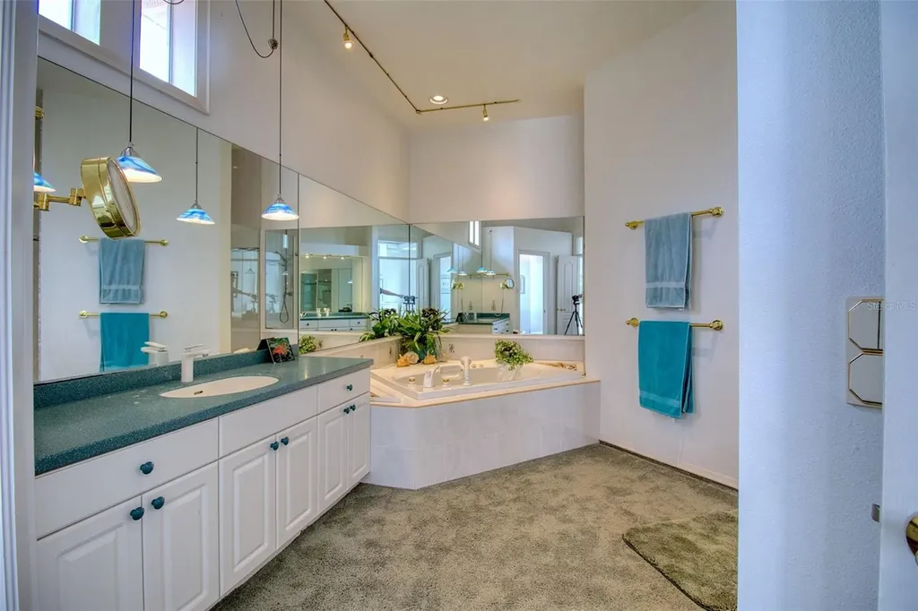 131 Sands Point Drive Tierra Verde FL 33715