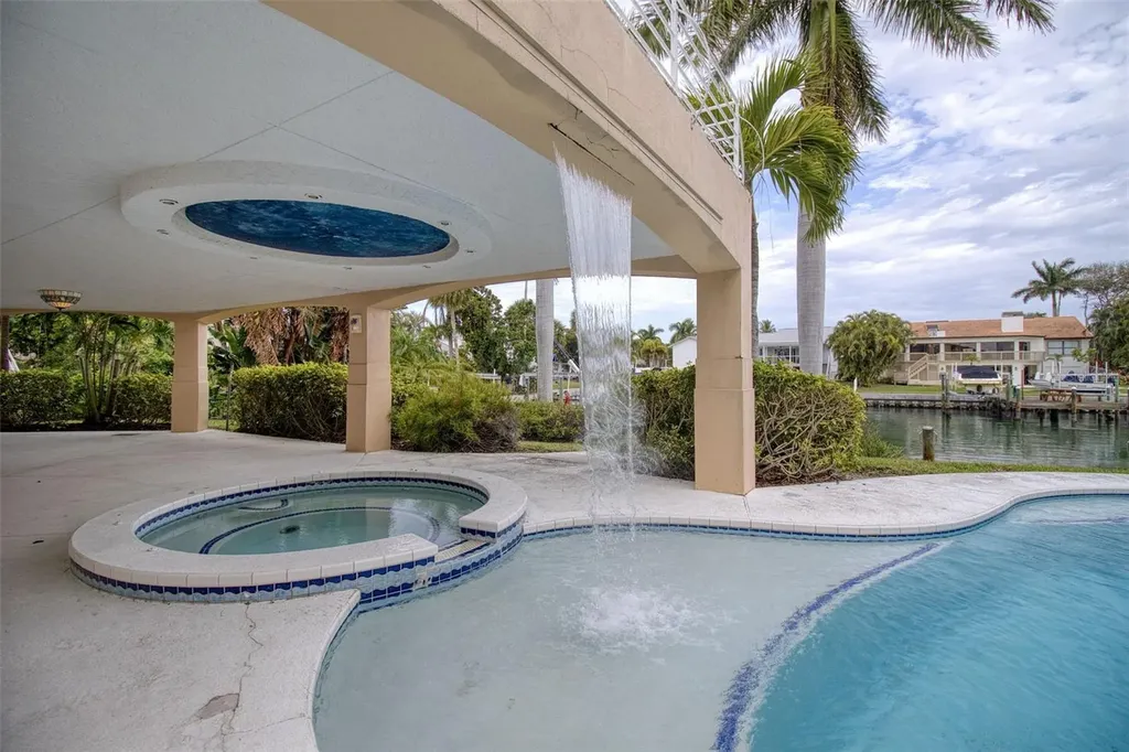 131 Sands Point Drive Tierra Verde FL 33715