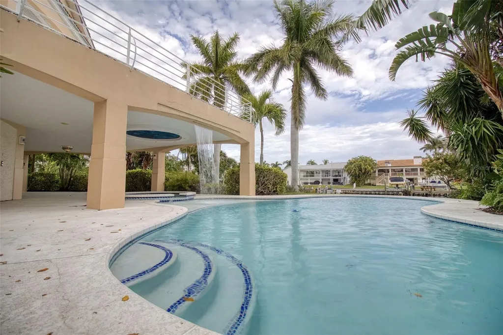 131 Sands Point Drive Tierra Verde FL 33715