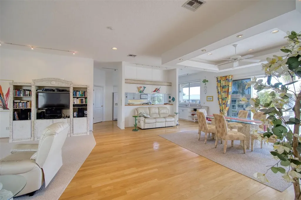 131 Sands Point Drive Tierra Verde FL 33715