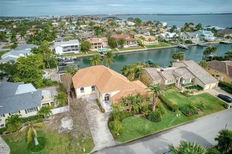 131 Sands Point Drive Tierra Verde FL 33715
