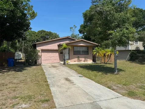 6220 Pershing Street NE St Petersburg FL 33702