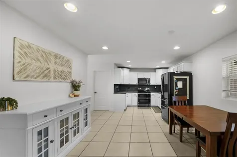4205 W Obispo Street Tampa FL 33629