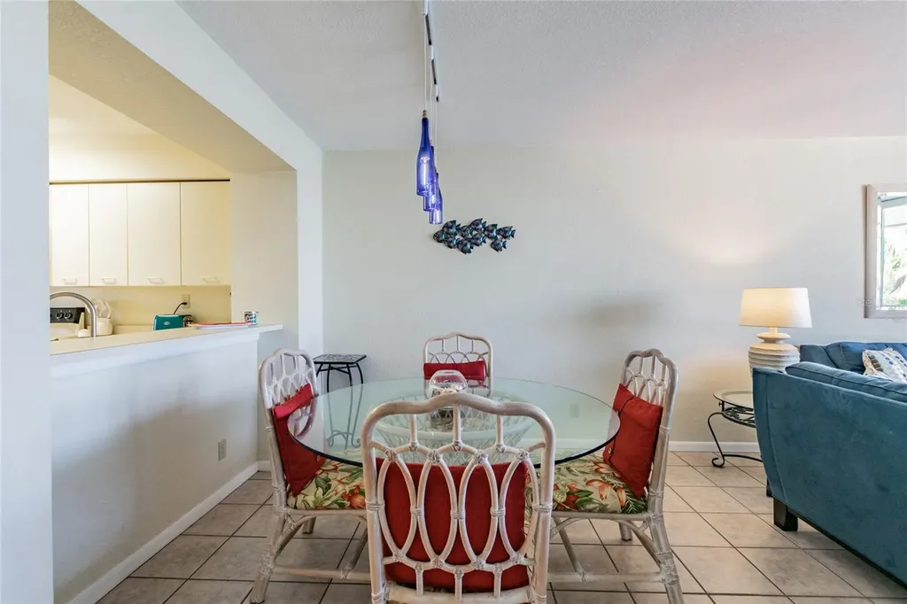 5901 Bahia Del Mar Circle St Petersburg FL 33715