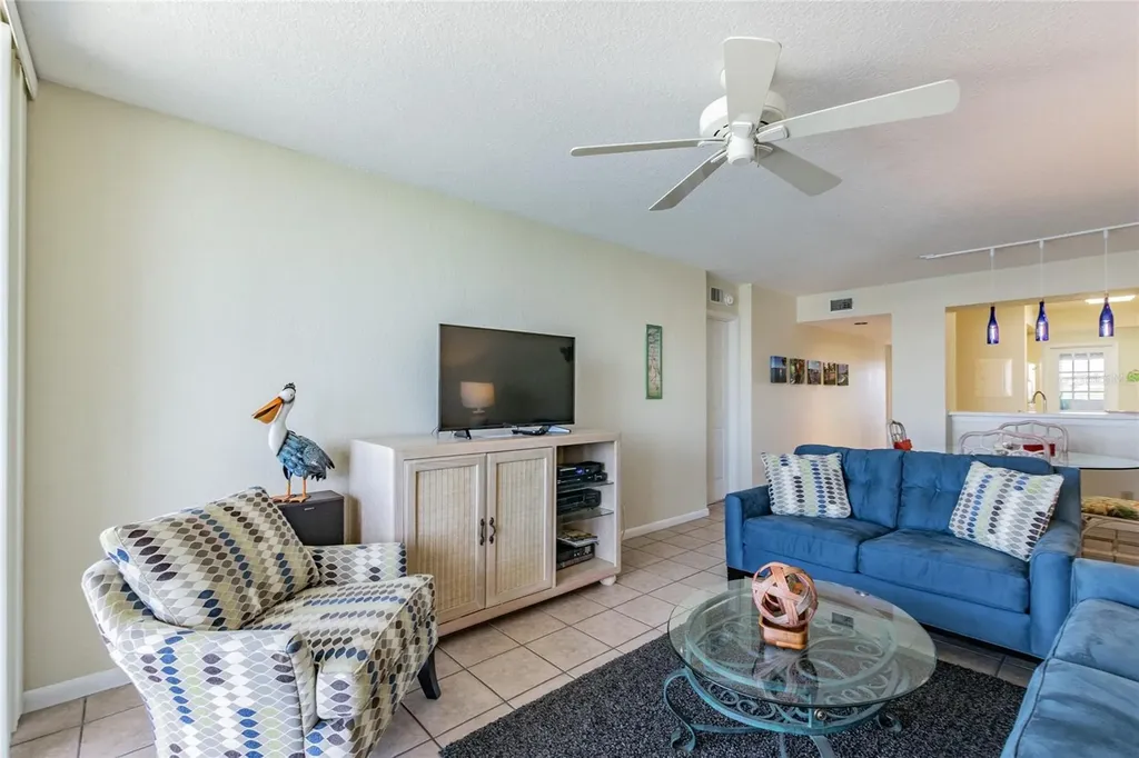 5901 Bahia Del Mar Circle St Petersburg FL 33715