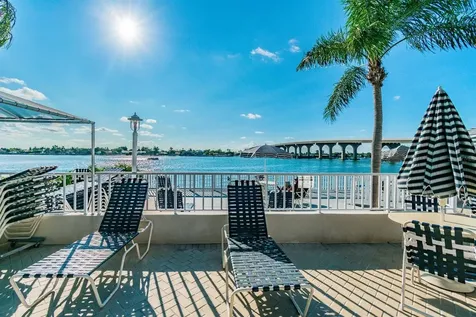 5901 Bahia Del Mar Circle St Petersburg FL 33715