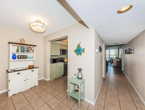 5901 Bahia Del Mar Circle St Petersburg FL 33715