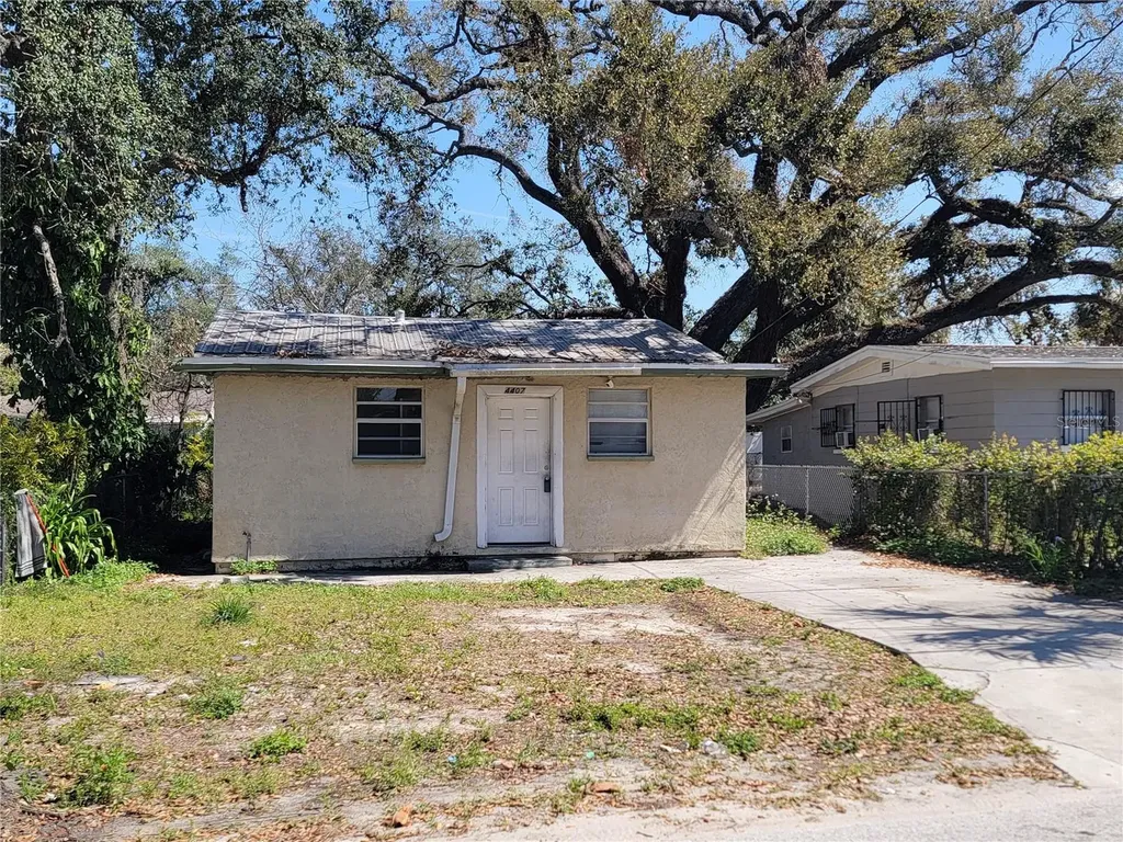 4407 N 41st Street Tampa FL 33610