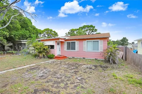6927 3rd Avenue N St Petersburg FL 33710