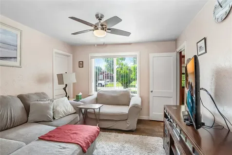 6927 3rd Avenue N St Petersburg FL 33710
