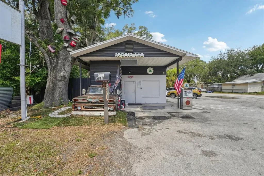 4723 Gall Boulevard Zephyrhills FL 33542
