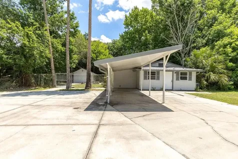 819 Narcissus Avenue Daytona Beach FL 32117