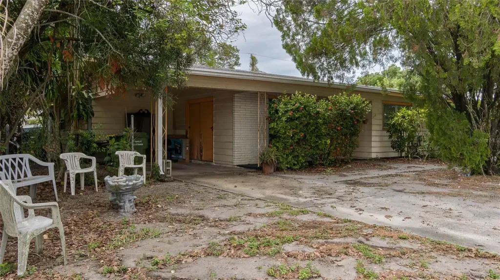 3188 Bay Street Sarasota FL 34237