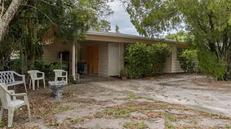 3188 Bay Street Sarasota FL 34237