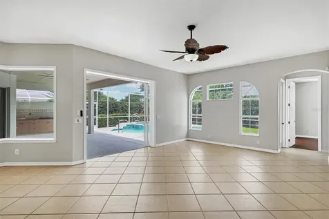 5705 Oakton Court Sarasota FL 34233
