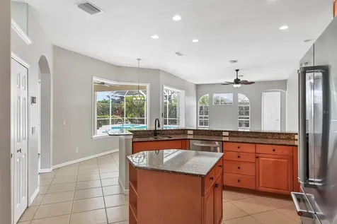 5705 Oakton Court Sarasota FL 34233