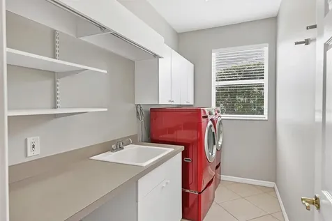 5705 Oakton Court Sarasota FL 34233