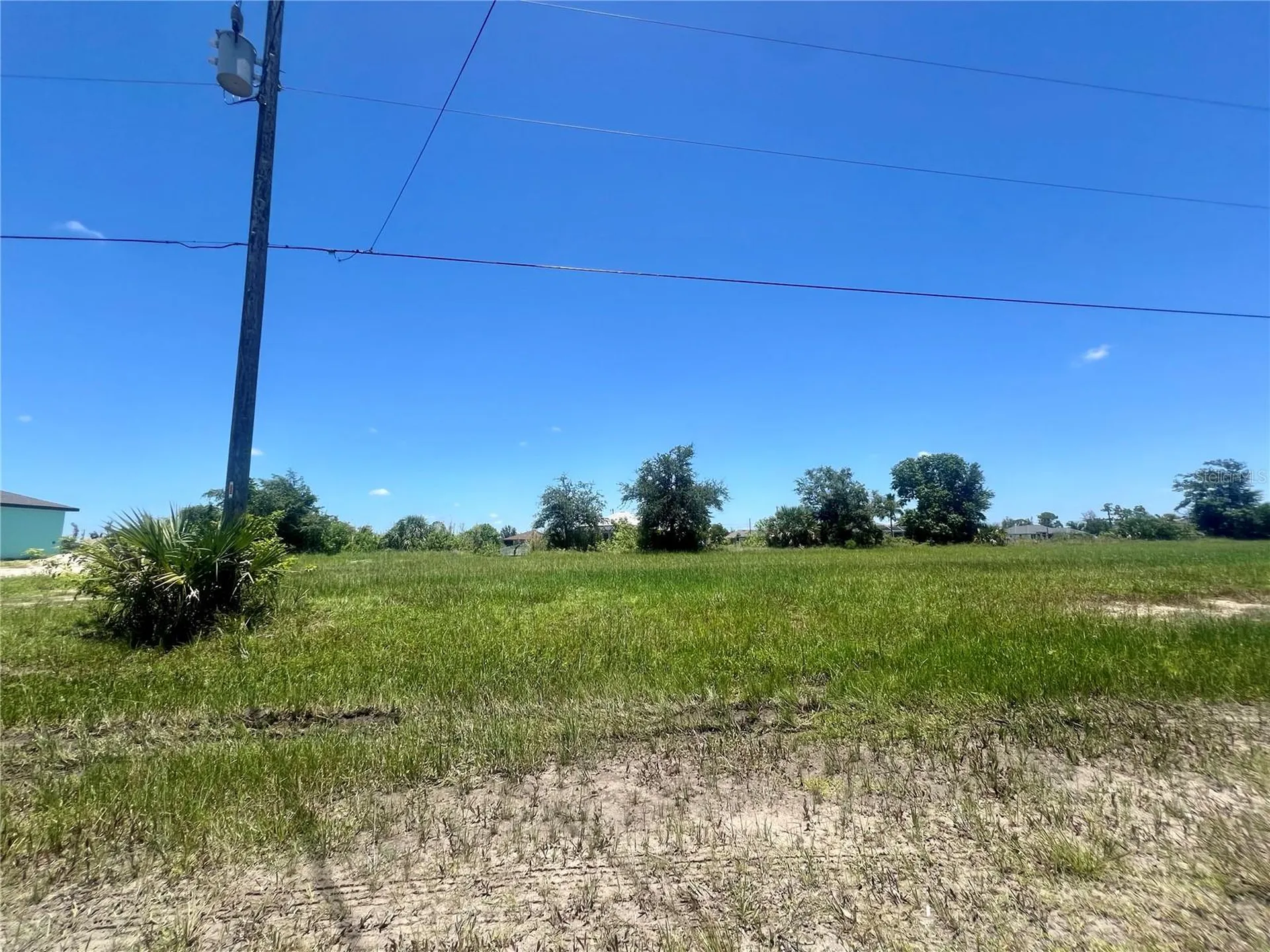 2229 NW 9th Terrace Cape Coral FL 33993
