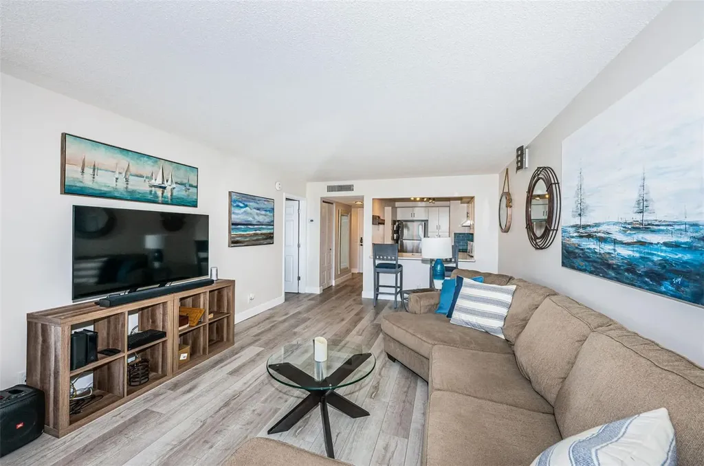 6361 Bahia Del Mar Boulevard St Petersburg FL 33715