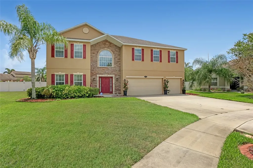 572 L M Davey Lane Titusville FL 32780