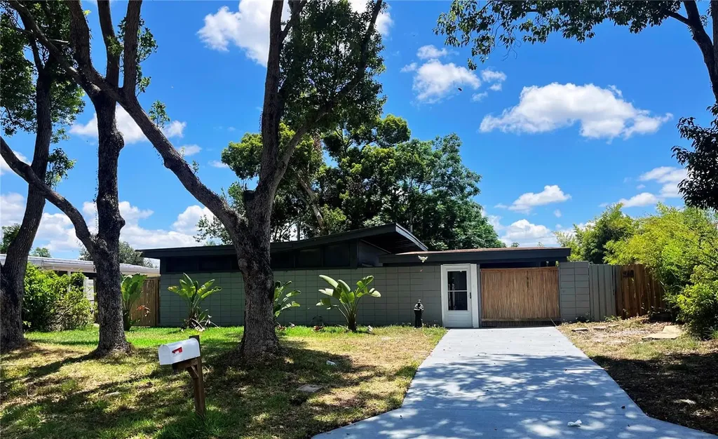 2843 Hertha Avenue Orlando FL 32826