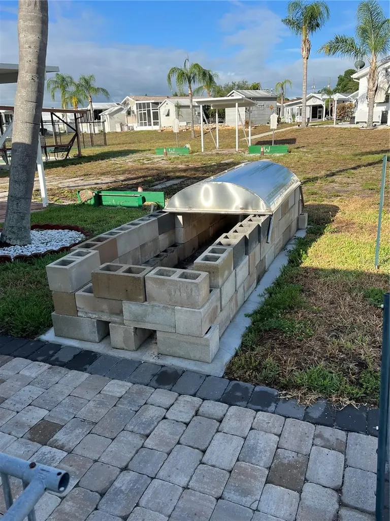 137 Citrus Ridge Drive Davenport FL 33837