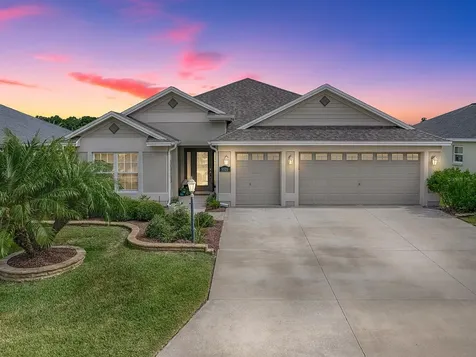 5521 Cedar Waxwing Drive The Villages FL 32163