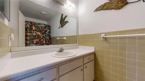 7611 NW 40th Avenue Gainesville FL 32606