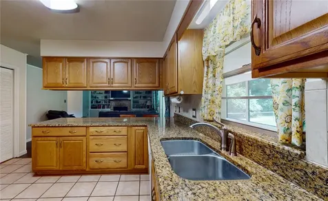 7611 NW 40th Avenue Gainesville FL 32606