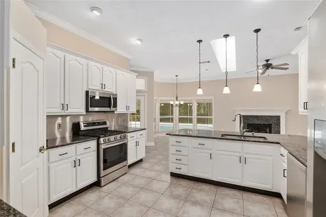 5908 SW 89th Terrace Gainesville FL 32608