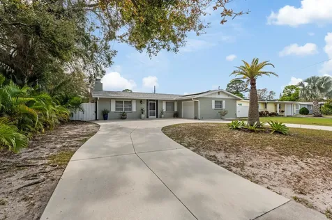 2740 Belvoir Boulevard Sarasota FL 34237