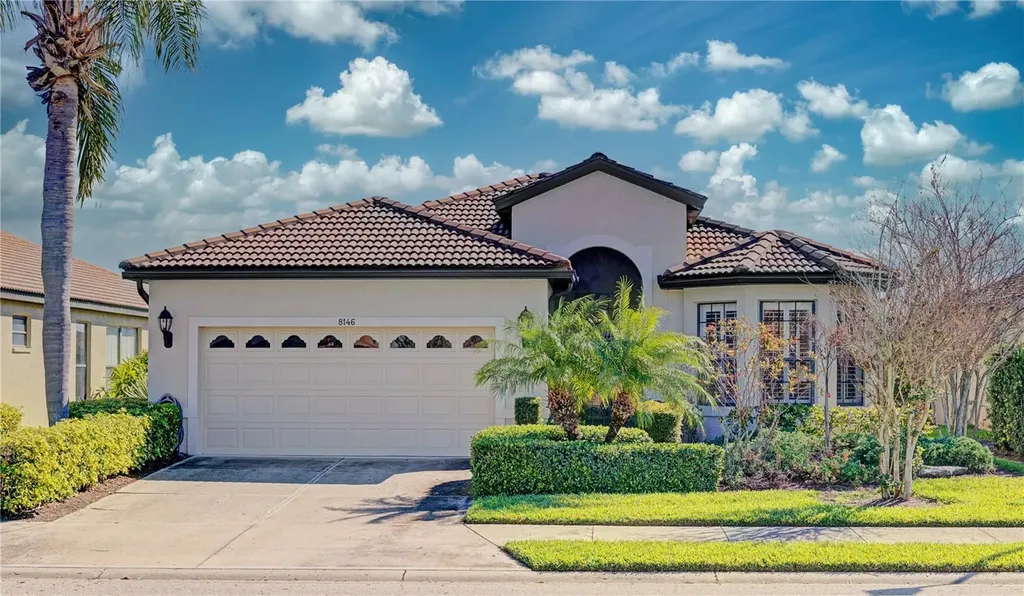 8146 Stirling Falls Circle Sarasota FL 34243