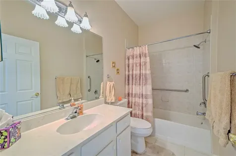 8146 Stirling Falls Circle Sarasota FL 34243