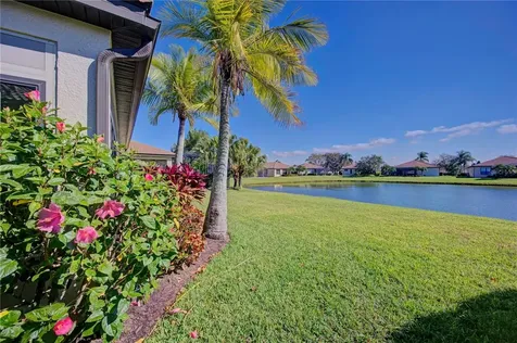 8146 Stirling Falls Circle Sarasota FL 34243