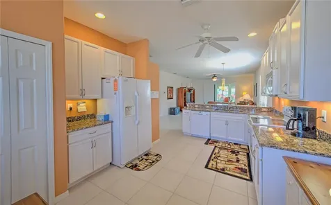 8146 Stirling Falls Circle Sarasota FL 34243