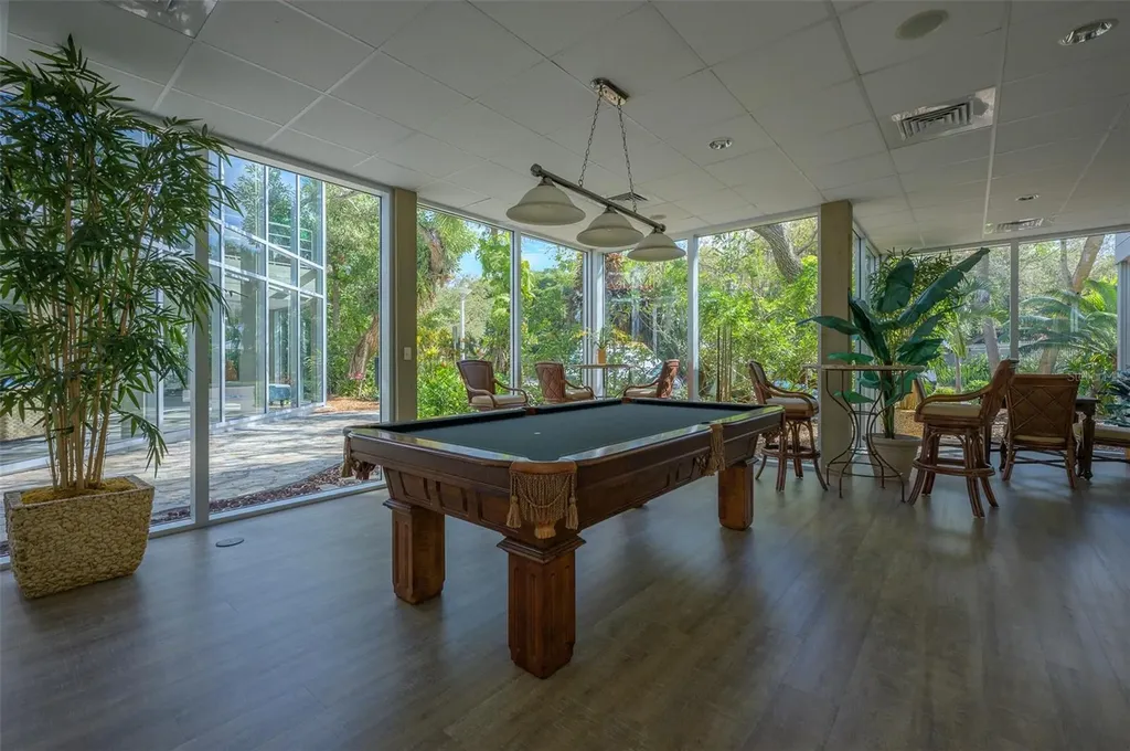 1660 Summerhouse Lane Sarasota FL 34242