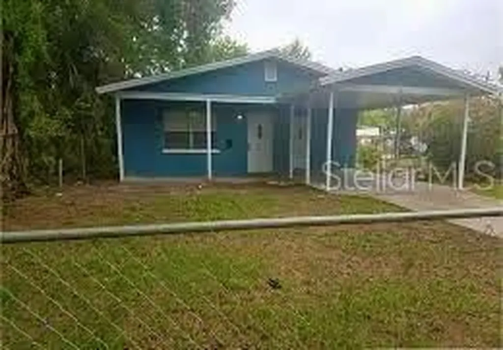 2335 Highland Street S St Petersburg FL 33705