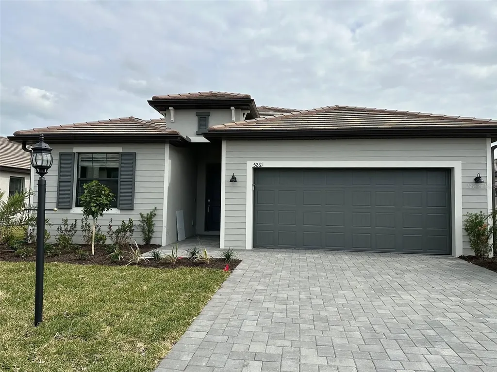 5261 Blue Crush Street Lakewood Ranch FL 34211