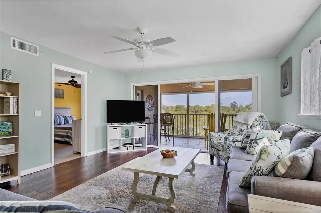 1960 Oregon Trail Englewood FL 34224