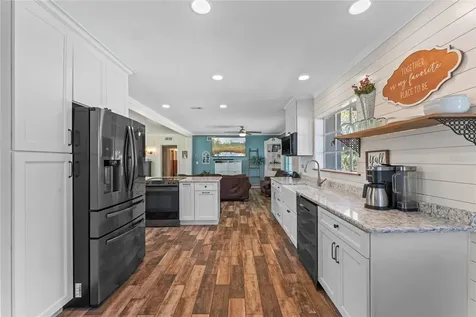 585 Old Mount Dora Road Eustis FL 32726
