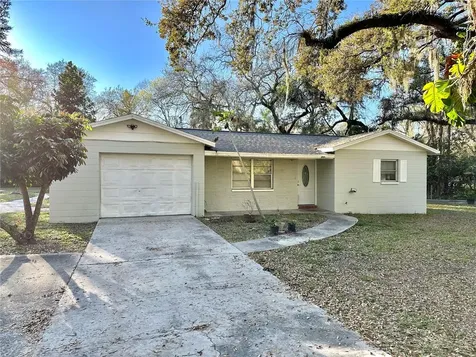2001 Sagasta Street Tampa FL 33619