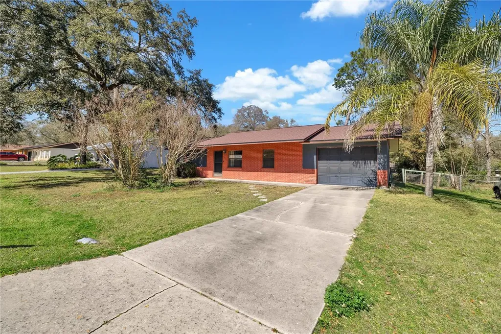 2311 NE 38th Street Ocala FL 34479